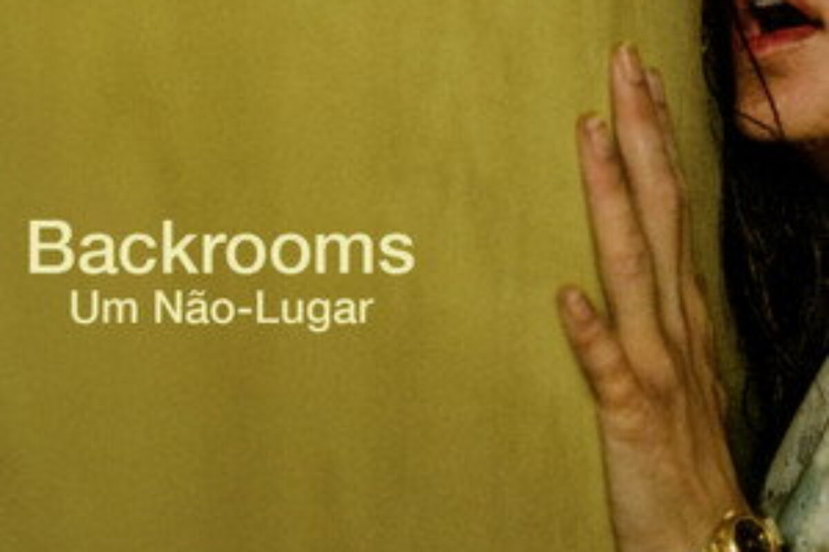 Backrooms: Um Não-Lugar (2026) — poster oficial