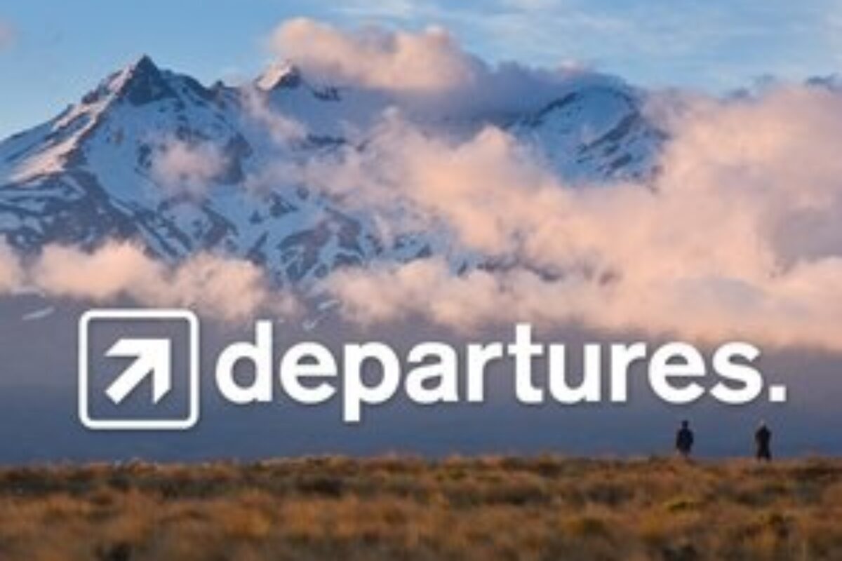 Departures (2008) — poster oficial
