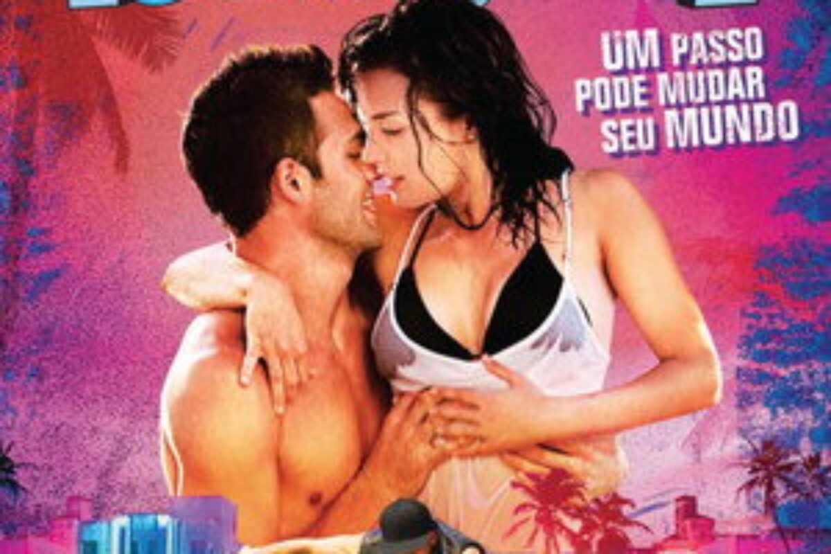 Ela Dança, Eu Danço 4 (2012) — poster oficial