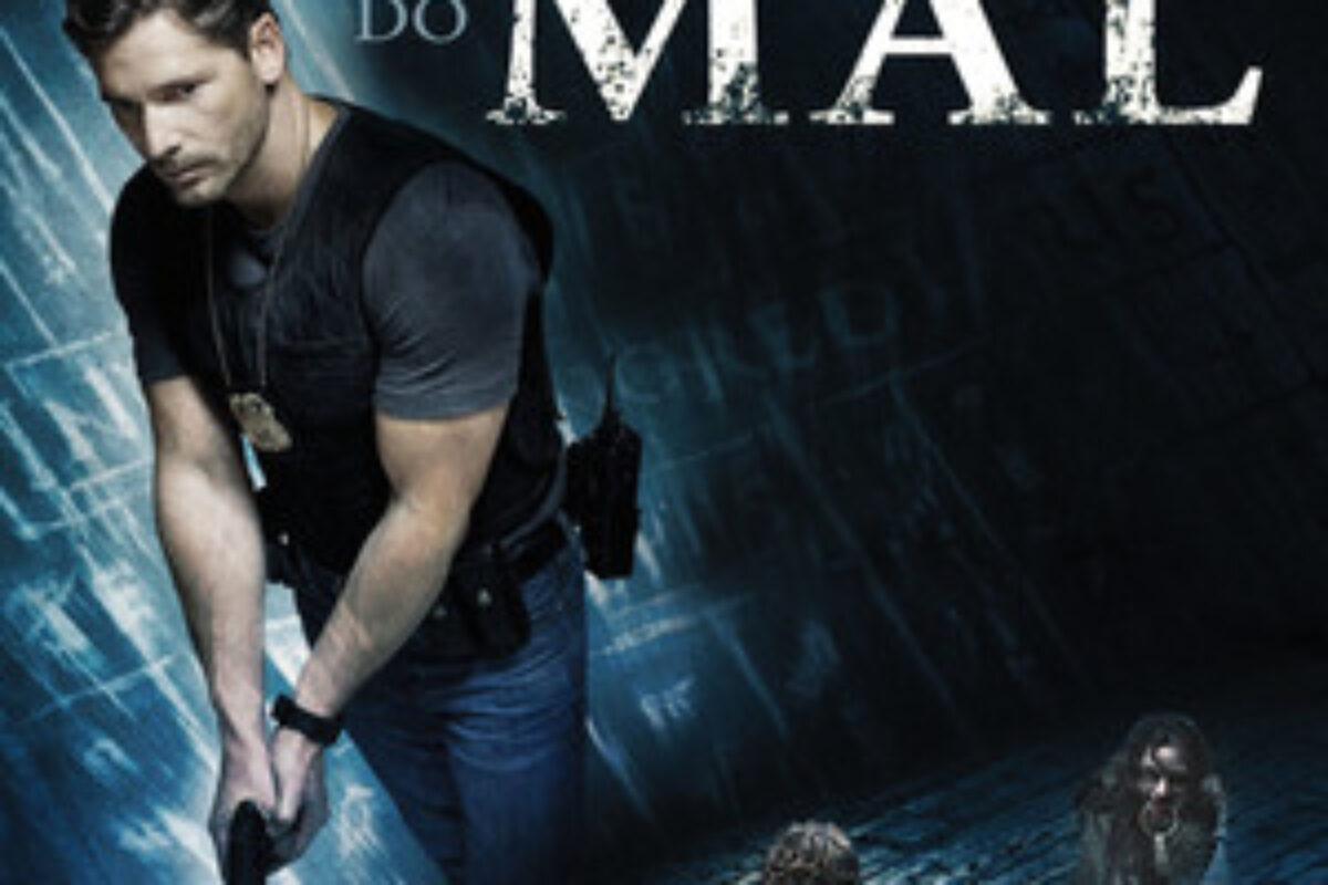 Livrai-nos do Mal (2014) — poster oficial