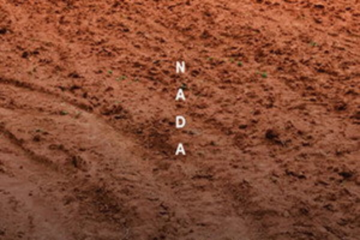 Nada (2025) — poster oficial