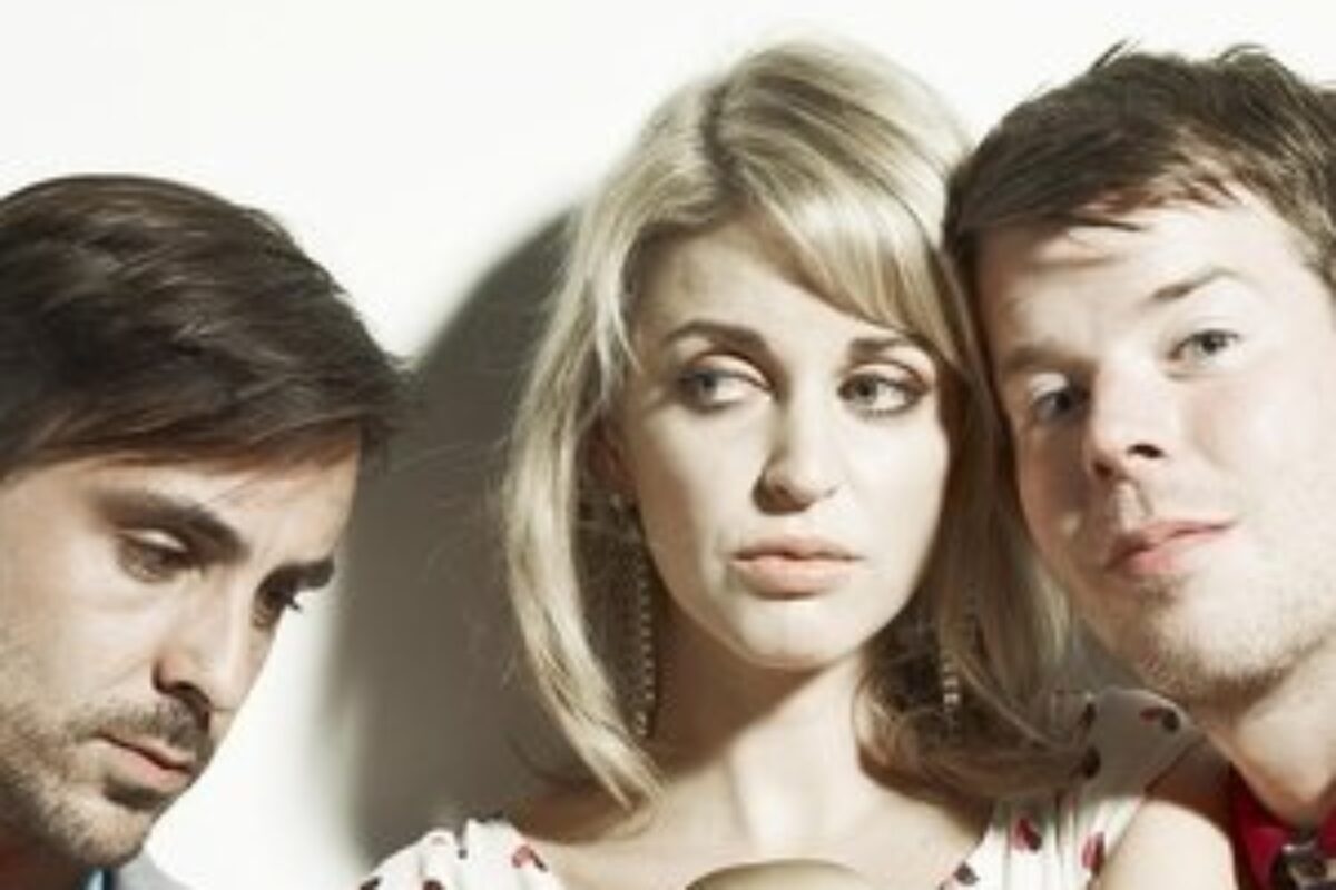 Threesome (2011) — poster oficial