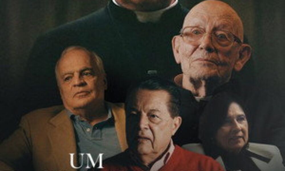 Um Santo entre Nós (2022) — poster oficial